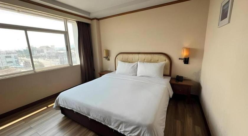 Western Grand Hotel Ratchaburi Ban Bang Kra Экстерьер фото